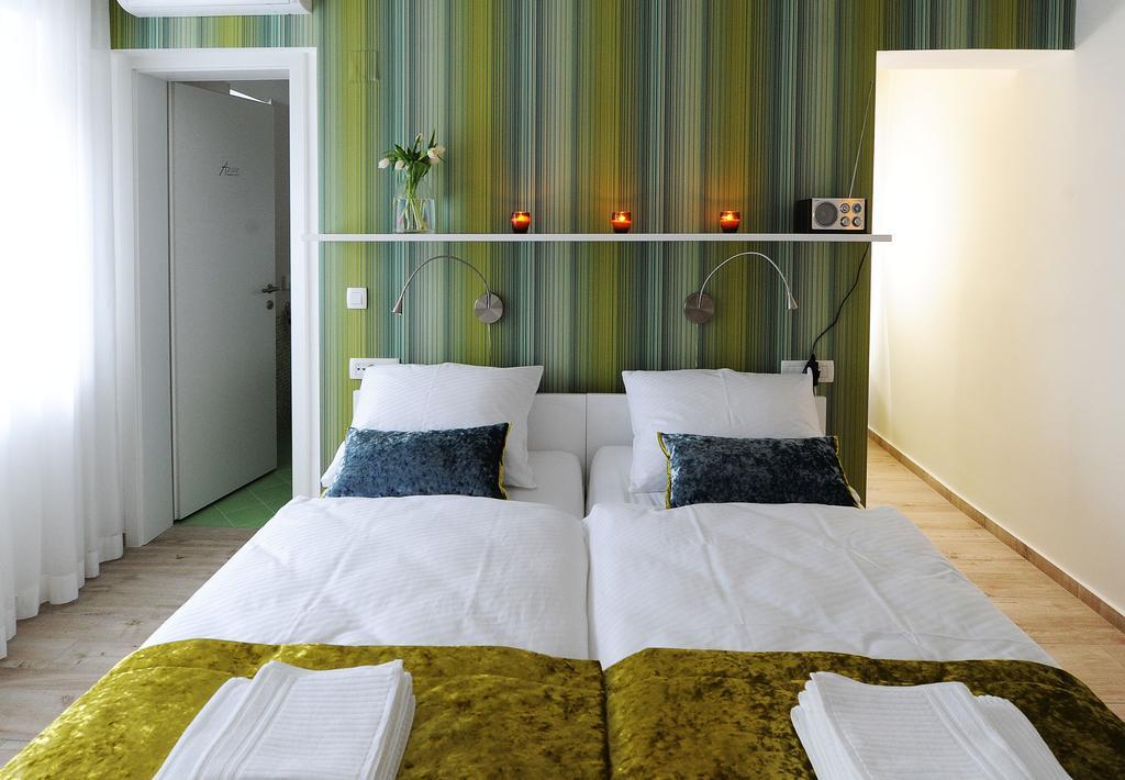 Garni Hotel Azur Ljubljana Eksteriør bilde